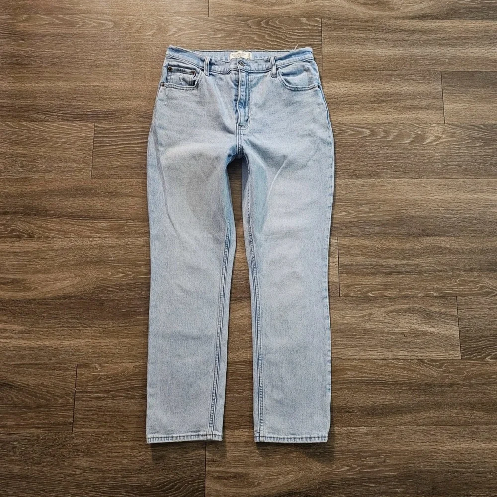 Abercrombie & Fitch The 90/ Slim Straight Ultra High Rise Jeans 31/12 Short - Picture 11 of 15